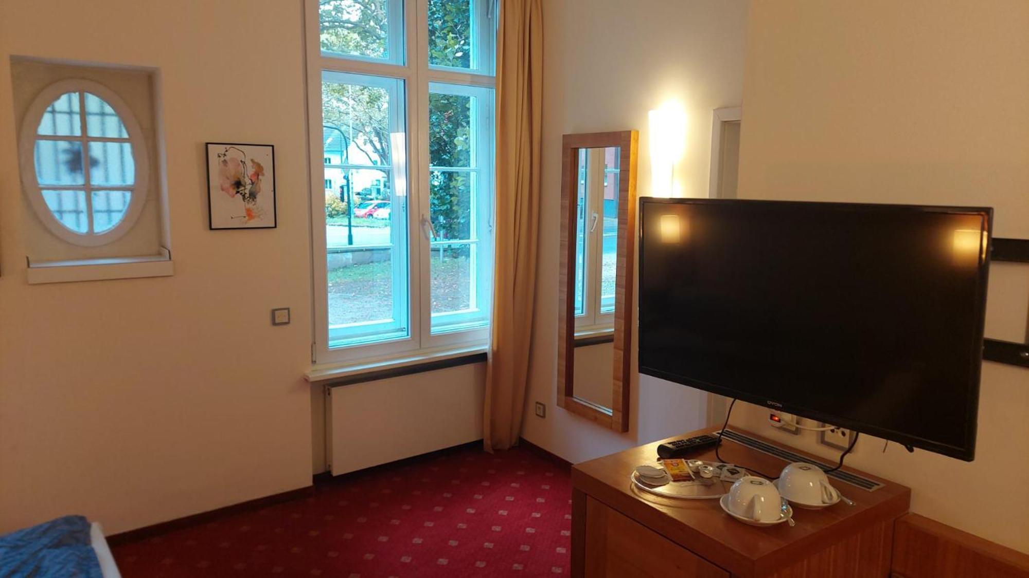 Die Villa, Zimmer 17, Dz Леверкузен Екстер'єр фото